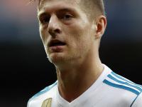 IM竞技-包含瑞典爆冷那不勒斯，范佩西制霸全场的词条