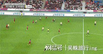 米兰AC俱乐部遭遇客场惨败，巴塞罗那队取得胜利