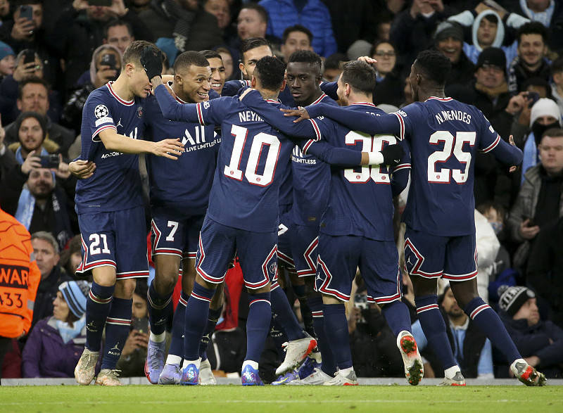 包含巴黎圣日耳曼队外援状态神勇，领队勇夺胜利的词条