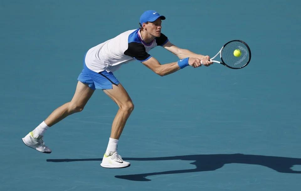 网球巨星们纷纷受邀出席顶级篮球赛事