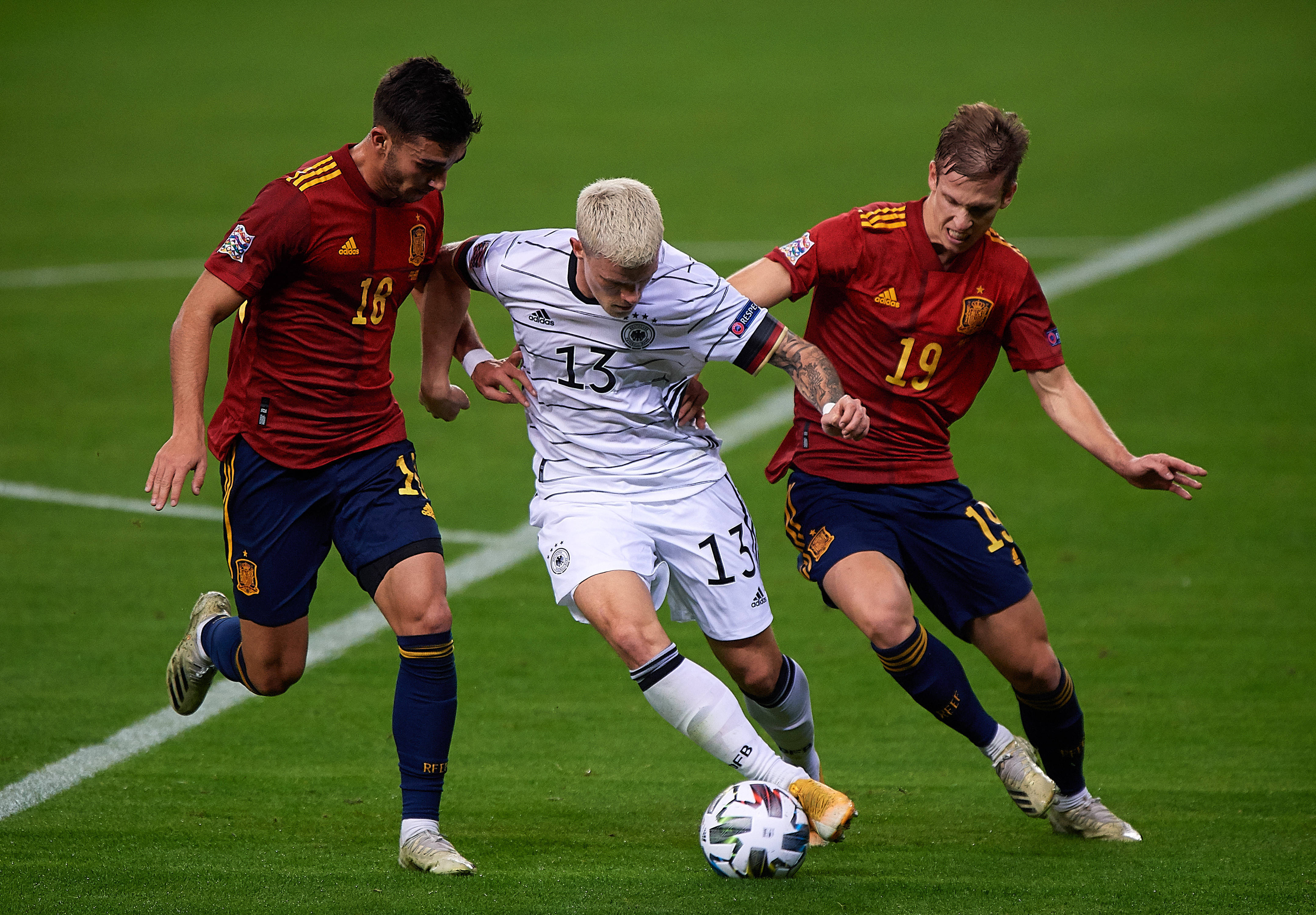 德国队力争战胜英格兰,晋级欧洲杯半决赛 德国队力争战胜英格兰,晋级欧洲杯半决赛