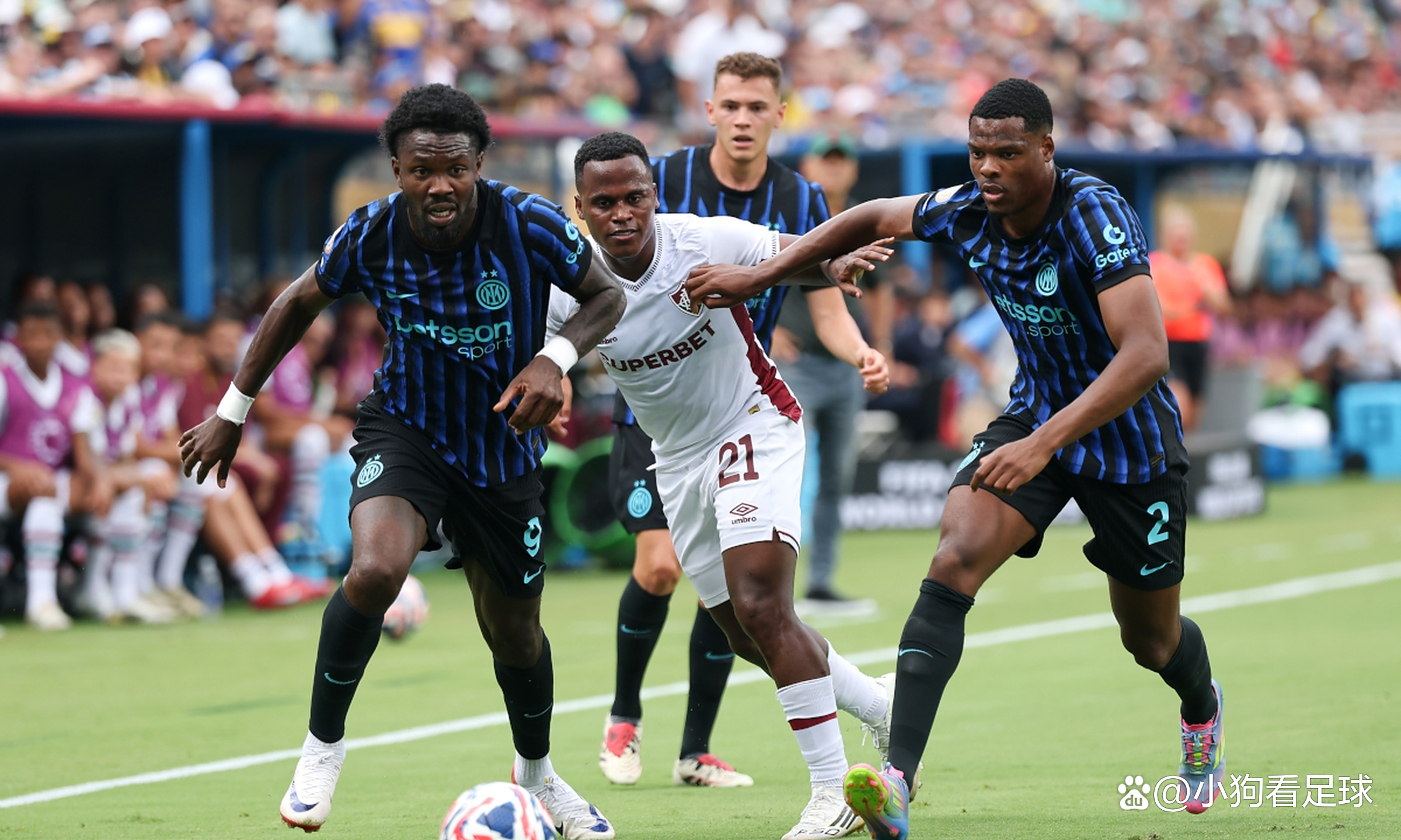 国际米兰爆冷负于对手,未能取胜 国际米兰爆冷负于对手,未能取胜