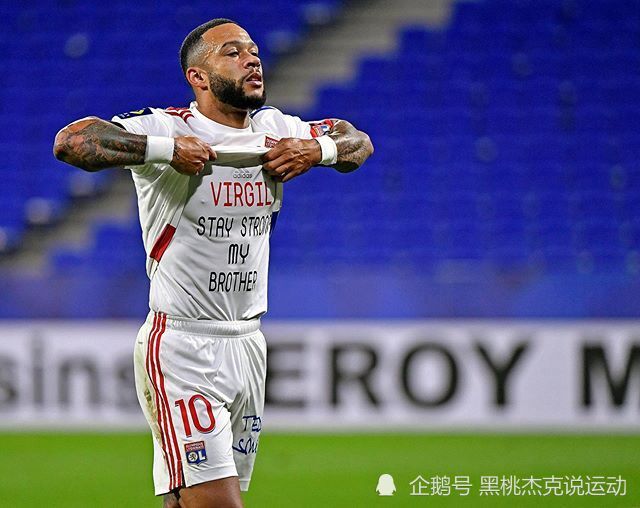 关于格雷米奥球员考虑离队，转会传闻甚嚣尘上的信息