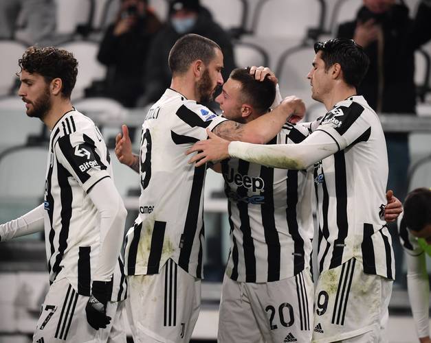 关于尤文图斯球员表现出色,团结一致向决赛迈进的信息 关于尤文图斯球员表现出色,团结一致向决赛迈进的信息