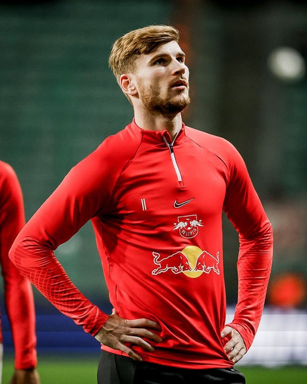 包含RB莱比锡新秀连续进球，成为球队大腿的词条