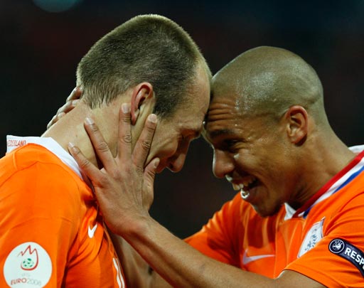 包含乌拉圭绝杀日本,罗本高光表现的词条 包含乌拉圭绝杀日本,罗本高光表现的词条