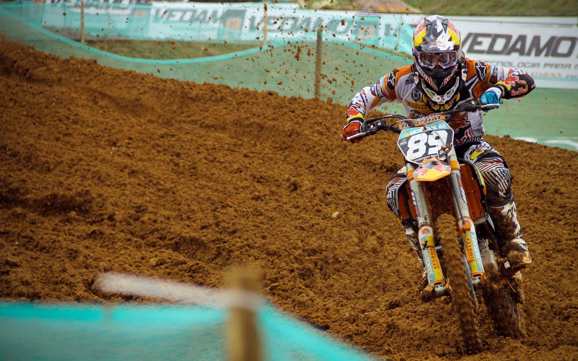 孤胆英雄的加冕礼，保罗以国王之名掀翻广厦，诠释个人能力的终极定义